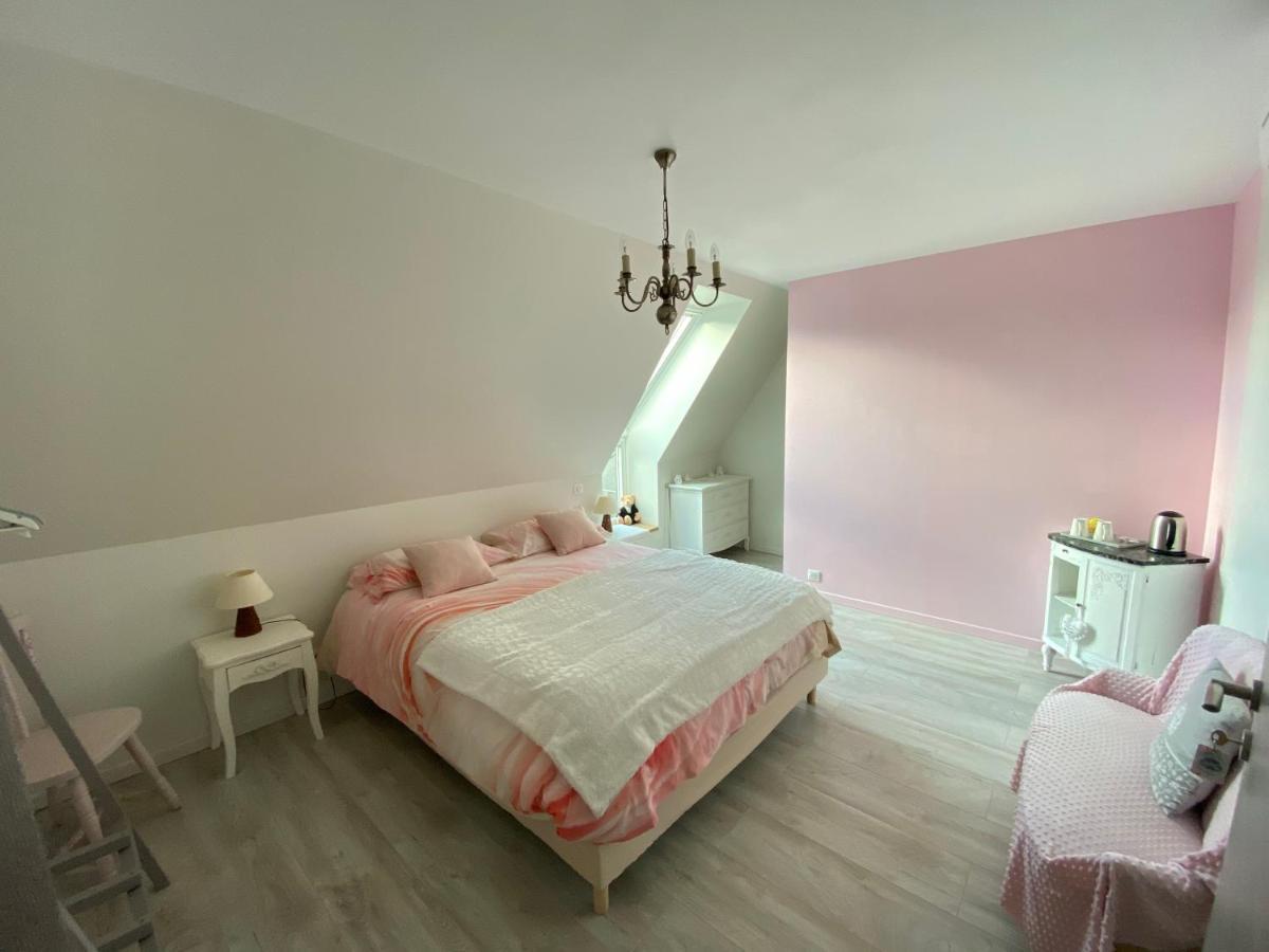 Chez Mary Elise Bed and Breakfast Le Claux Εξωτερικό φωτογραφία